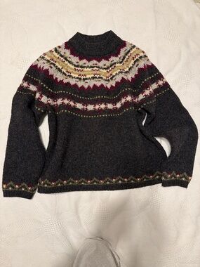100% wool sweater vintage American Eagle